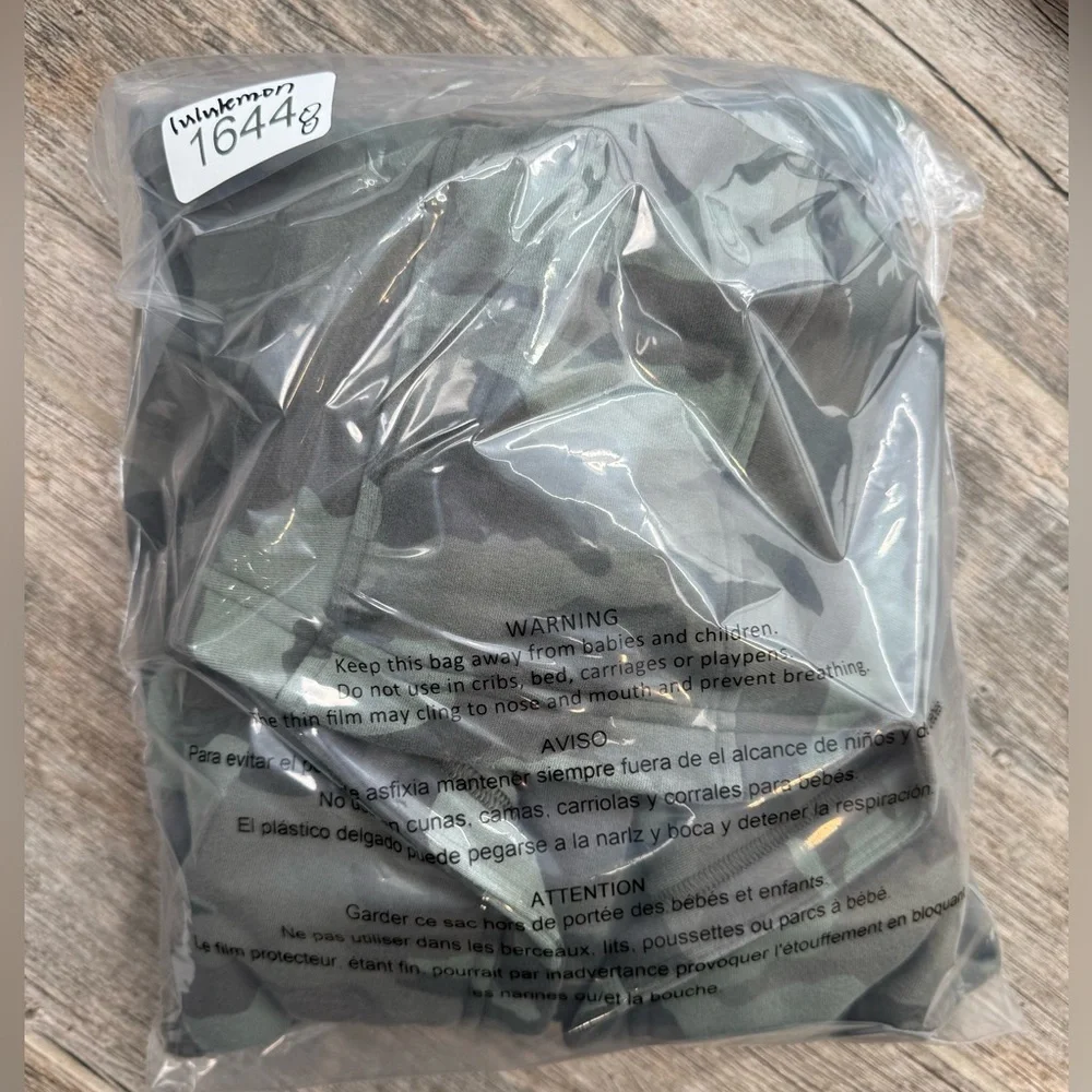Lululemon All Yours Hoodie *Fleece Heritage 365‎ Camo Green Twill Multi Size 8